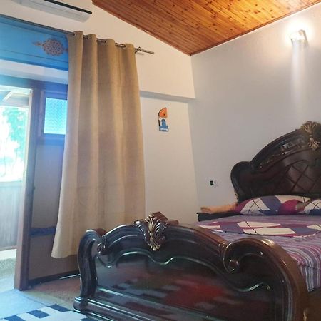 Dar Casa Plasa Grande 셰프샤우엔 외부 사진